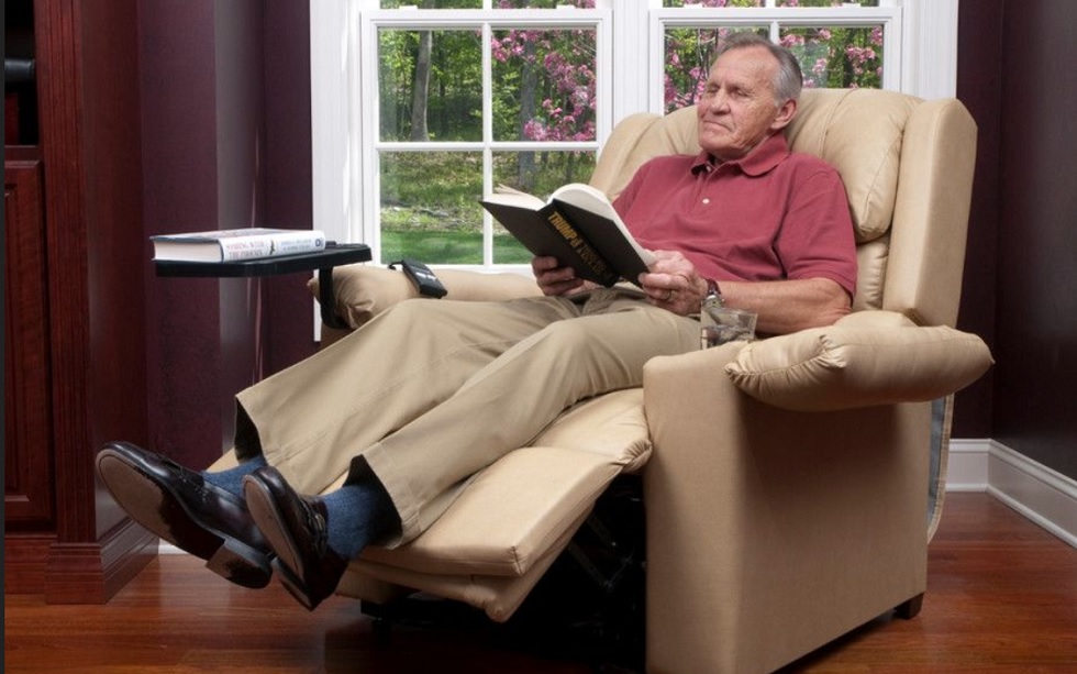 Best Armchairs For Elderly in UK 2023 Reviews